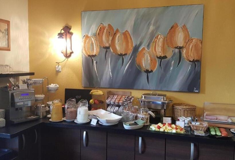 标准单人间, Het Gemeentehuis Uithuizen