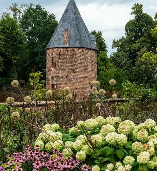 行政套房, Kasteel Huis Bergh