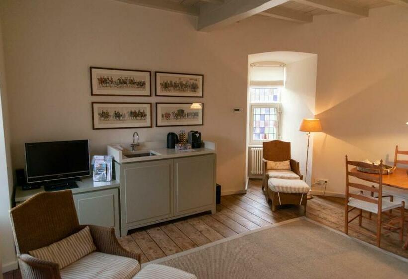 行政套房, Kasteel Huis Bergh