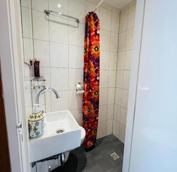 غرفة إقتصادية فردية, Sharm