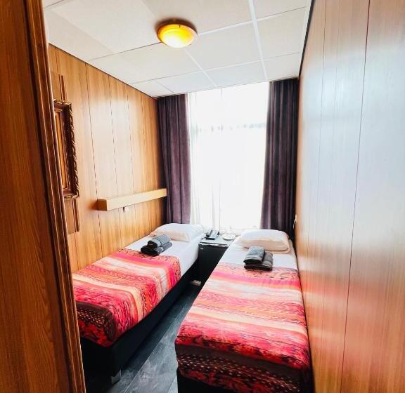 غرفة قياسية, Sharm