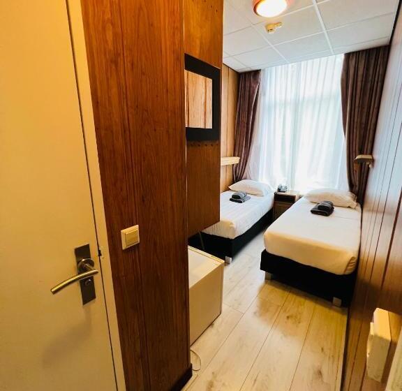 غرفة قياسية, Sharm