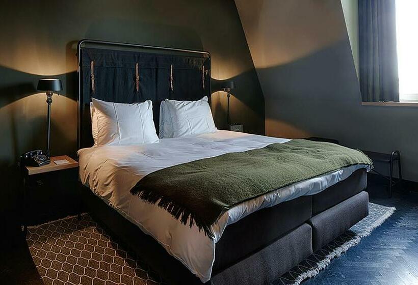 غرفة ديلوكس سرير كينج, The Duke Boutique