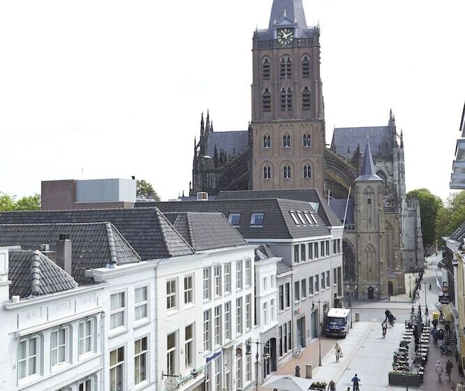 جناح, The Duke Boutique