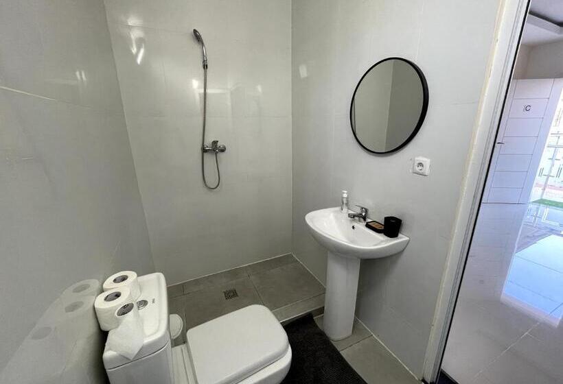 اتاق استاندارد با چشمانداز استخر, Espaço Ru B