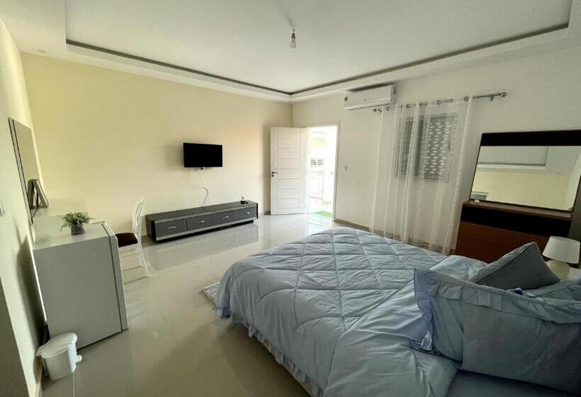 اتاق استاندارد با چشمانداز استخر, Espaço Ru B