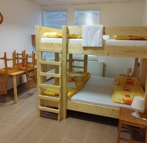 4인용 스탠다드 룸, Penzion U Lipna