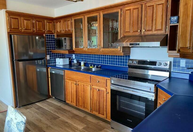 منزل غرفتين نوم, Barry S Bay Golf Resort