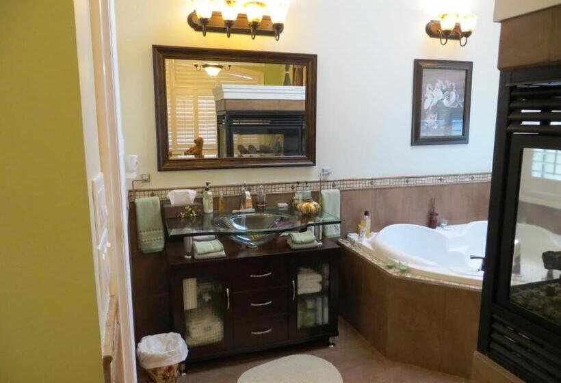 חדר דחוקס עם מיטת קינג, Along River Ridge