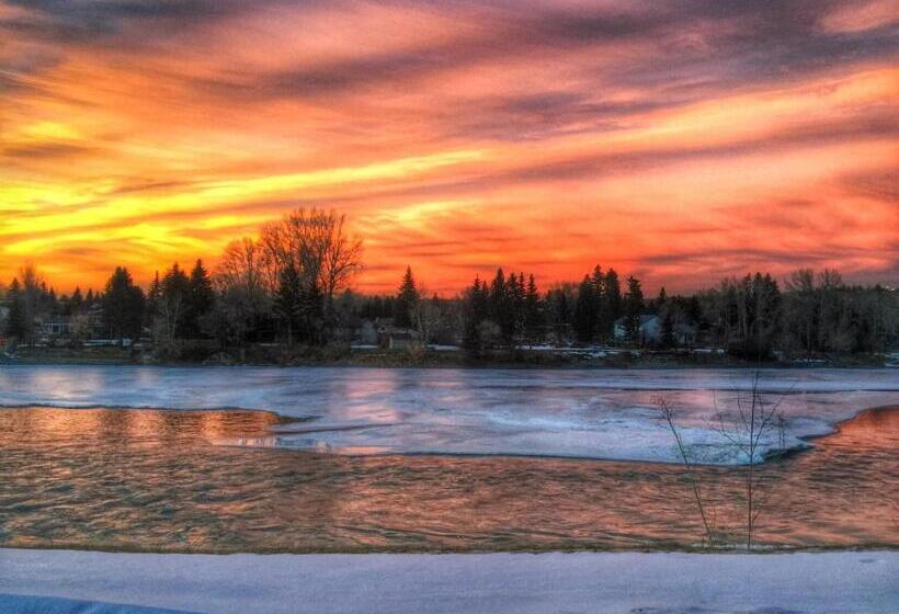 חדר דלוקס, Along River Ridge