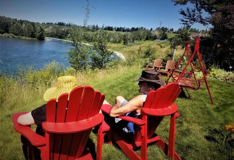 חדר סטנדרט, Along River Ridge