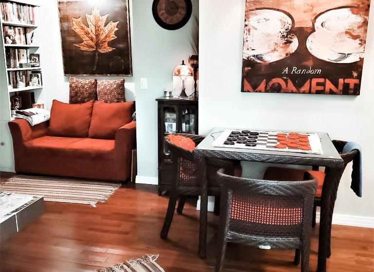 סוויטת 2 חדרי שינה, Along River Ridge