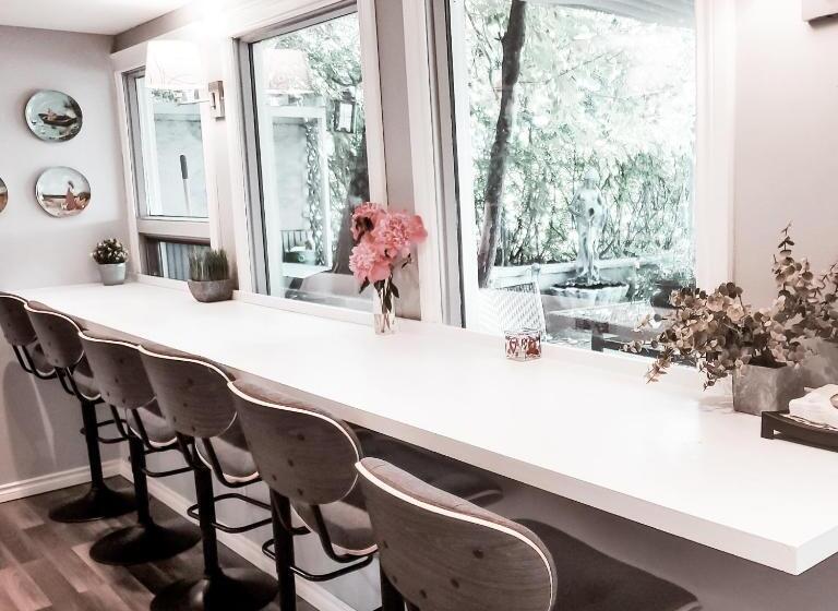 סוויטת 3 חדרי שינה, Along River Ridge