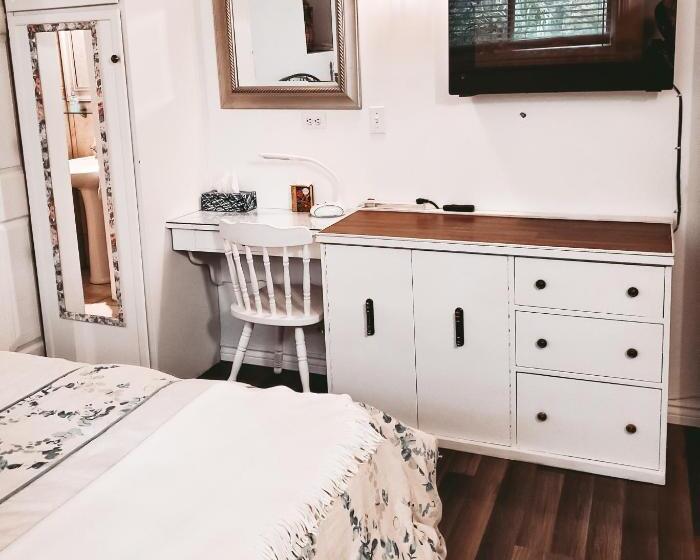 סוויטת 3 חדרי שינה, Along River Ridge