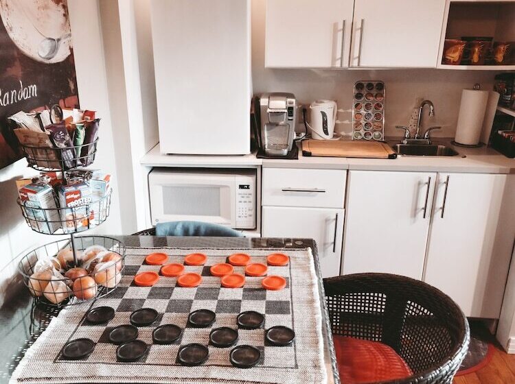 חדר דלוקס, Along River Ridge