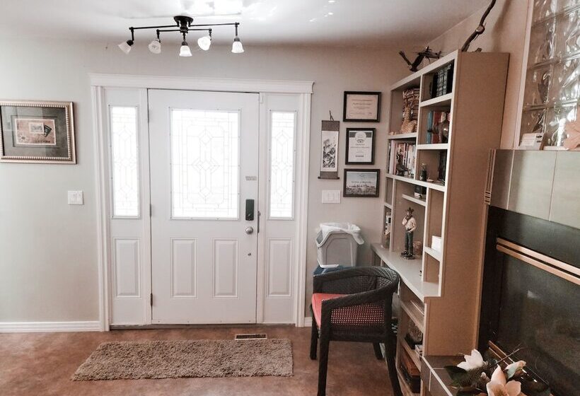 חדר דלוקס, Along River Ridge