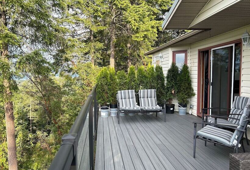 Standardzimmer, Armand Heights