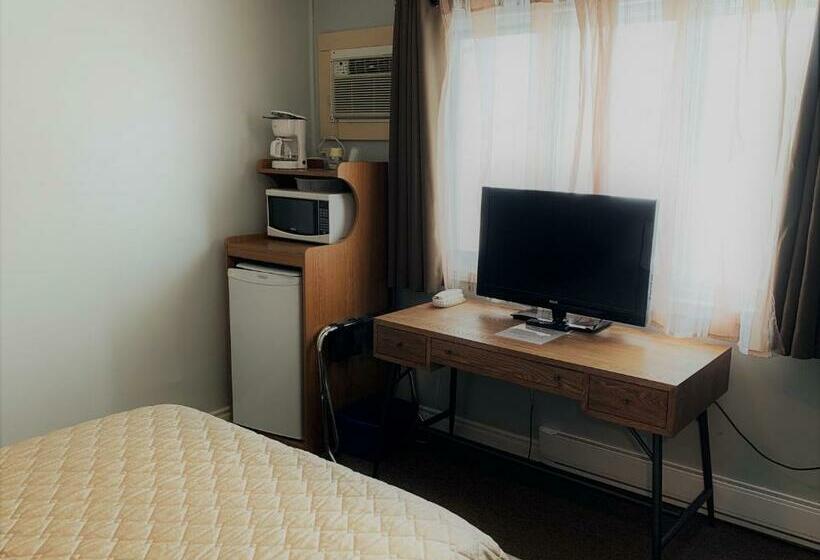 패밀리 룸, Hawberry Motel