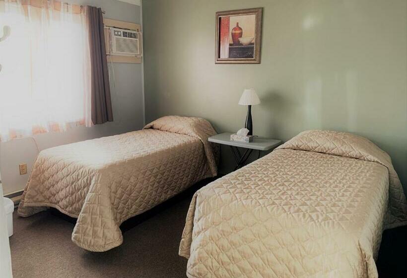 패밀리 룸, Hawberry Motel