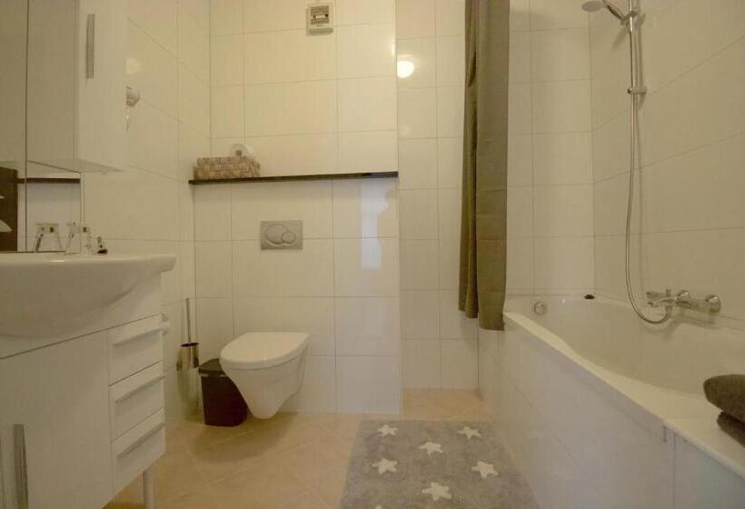 اتاق لوکس, Brasserie De Kroon