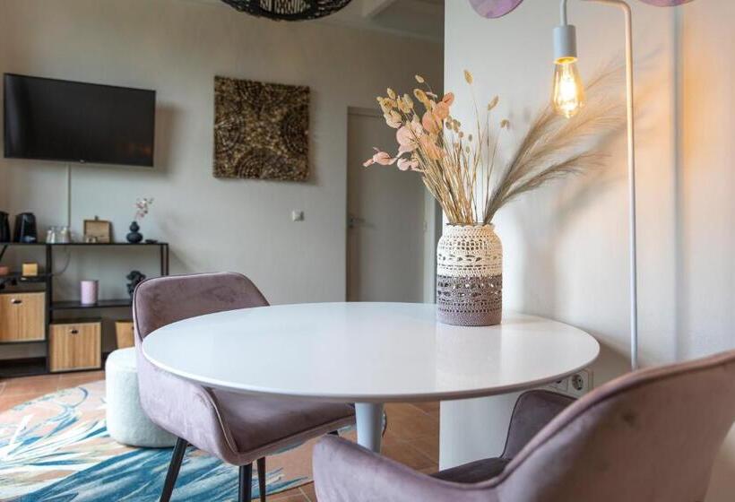 اتاق لوکس, Bed & Bos De 14 Sterren