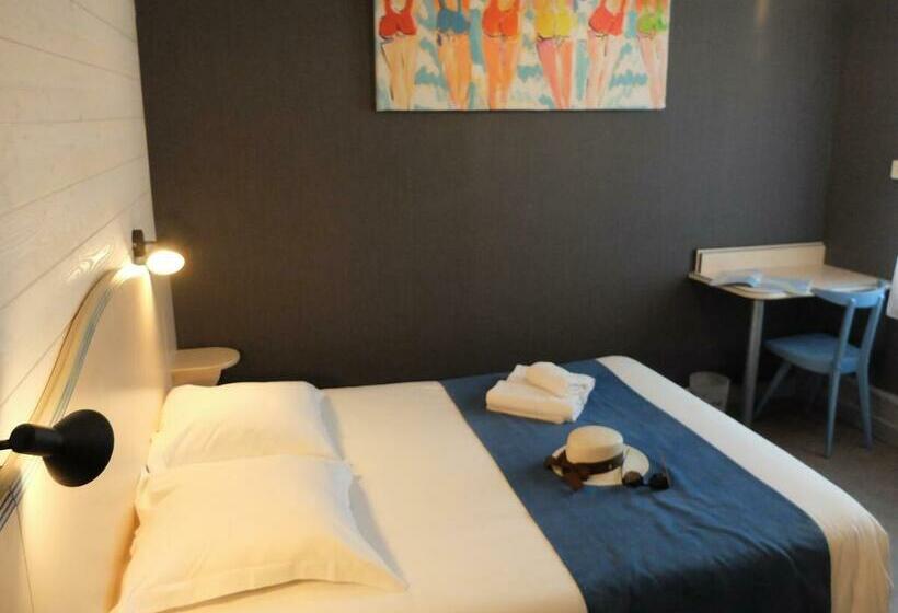 غرفة قياسية, Les Pins