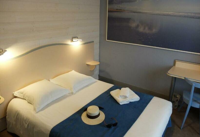 غرفة قياسية, Les Pins