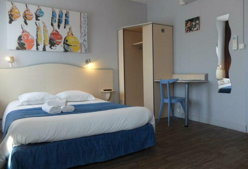 غرفة قياسية, Les Pins