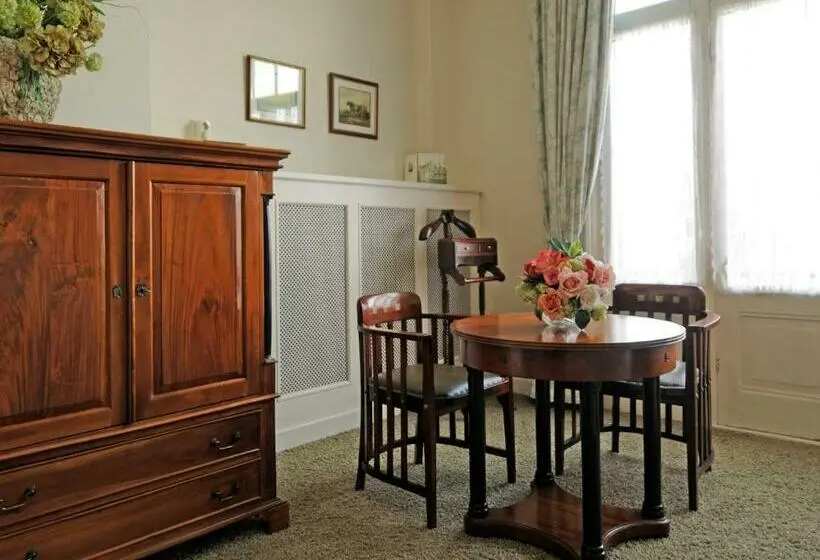 Deluxe-huone, Molendal