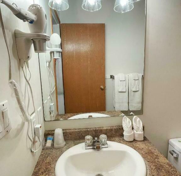 スタンダードルーム, Bear S Claw Lodge