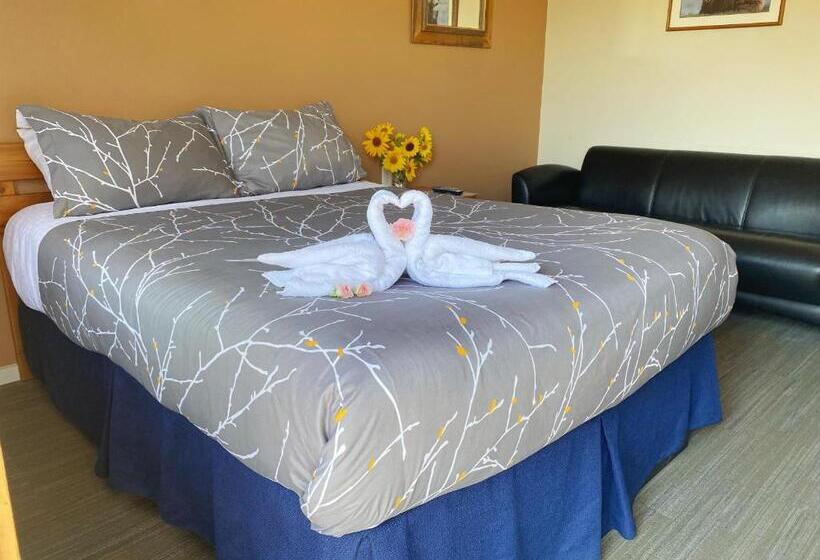 スタンダードルーム, Bear S Claw Lodge