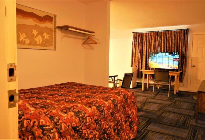 Номер Стандарт с Кухней, Country Garden Inn