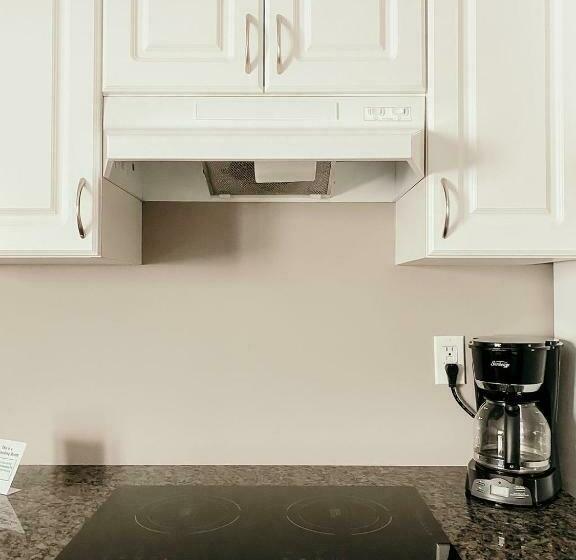 غرفة قياسية, Hinton Highway Inn