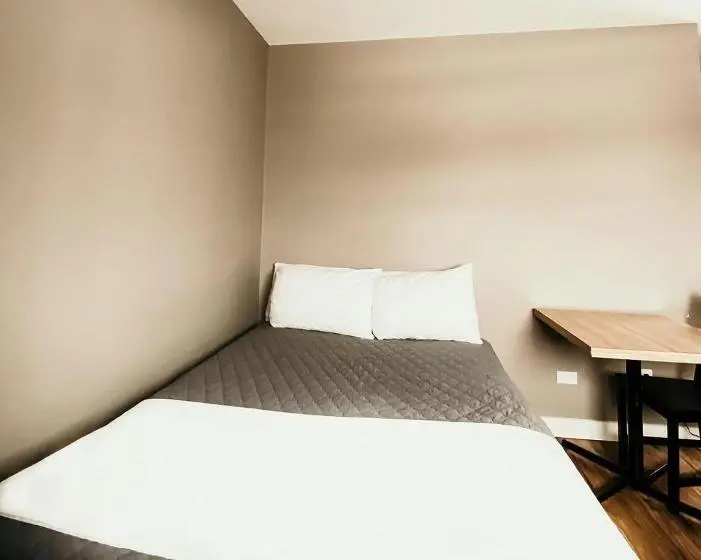 Standard-huone, Hinton Highway Inn