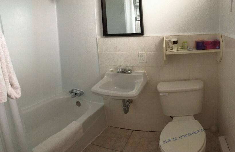 Номер Стандарт 2 Двуспальные Кровати, Motel Sainte Flavie