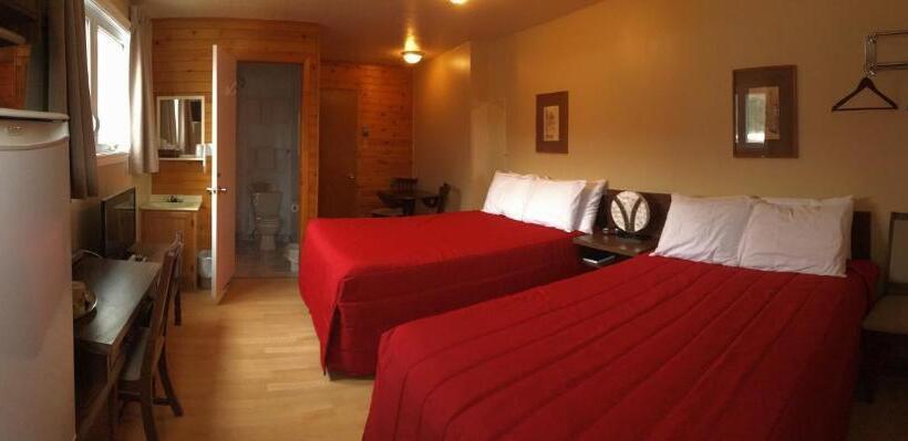 带2个双人床的标准工作室, Motel Sainte Flavie