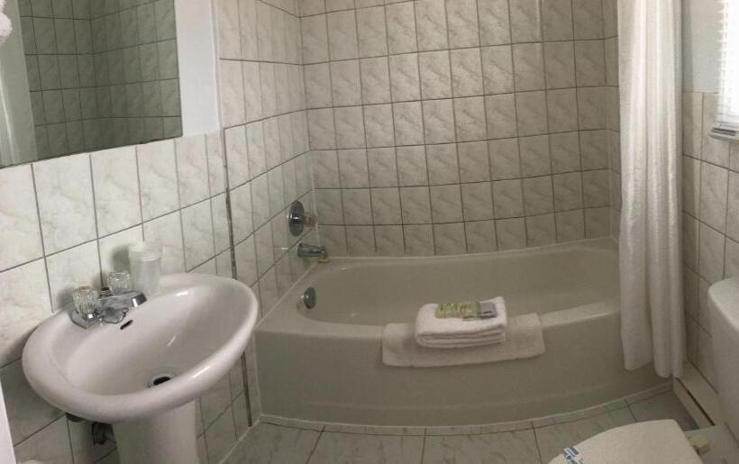 Номер Стандарт 2 Двуспальные Кровати, Motel Sainte Flavie