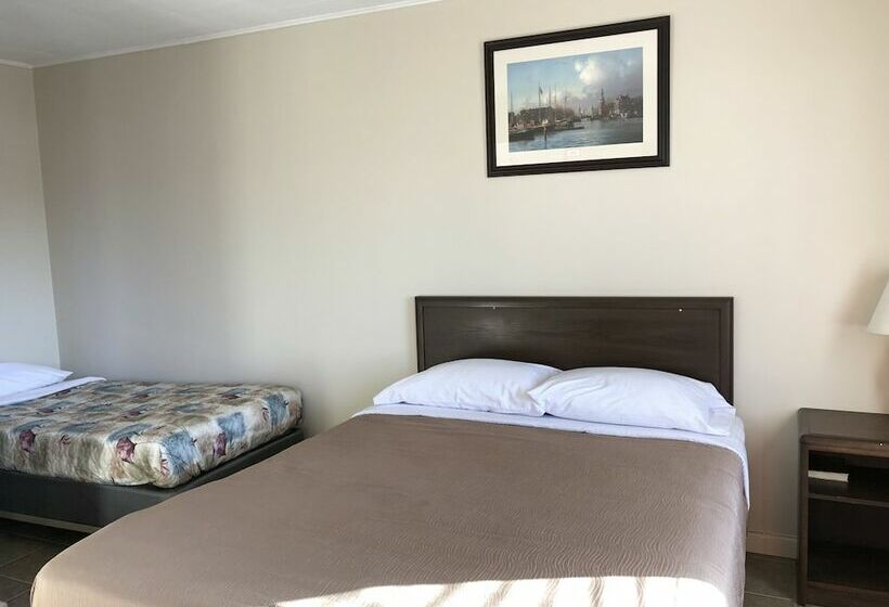 اتاق استاندارد سه نفره, Novastar Motel On The Lake