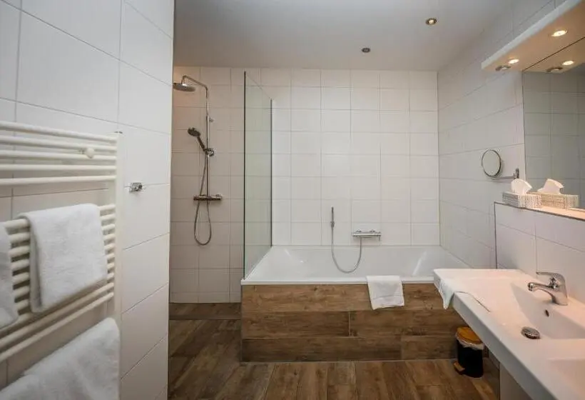 スイート, Restaurant & Hotel Hoog Holten