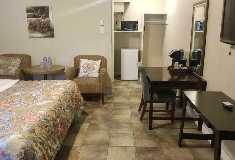 キングサイズベッドのスタンダードルーム, Rothesay Motel