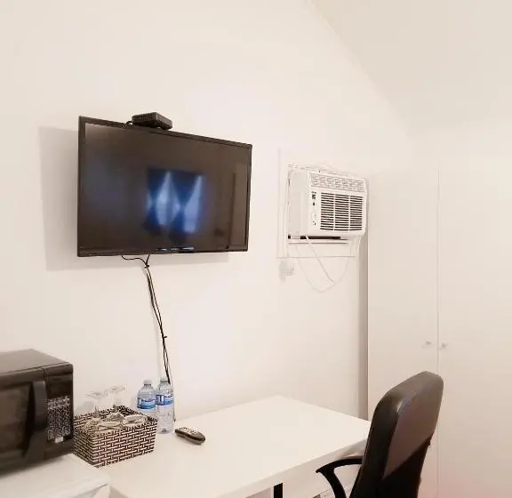 Basic-huone, Rothesay Motel