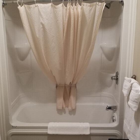 스탠다드 룸 더블 침대 2개, Rothesay Motel