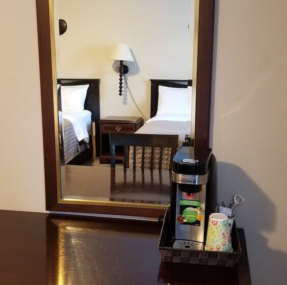 스탠다드 룸 더블 침대 2개, Rothesay Motel