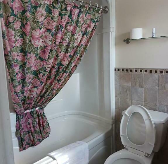 غرفة عائلية, Scenic Motel Moncton