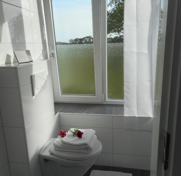 3间卧室的房子, Seehotel Oostkapelle