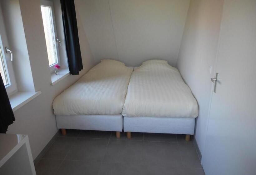 ３ベッドルームハウス, Seehotel Oostkapelle