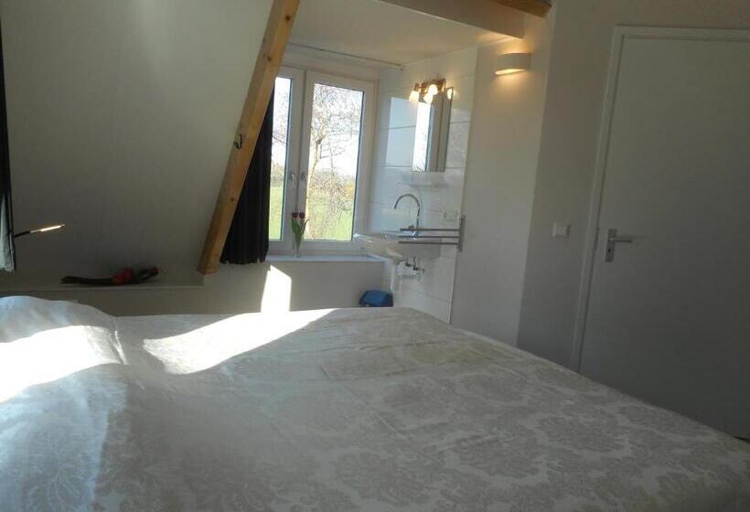 3间卧室的房子, Seehotel Oostkapelle