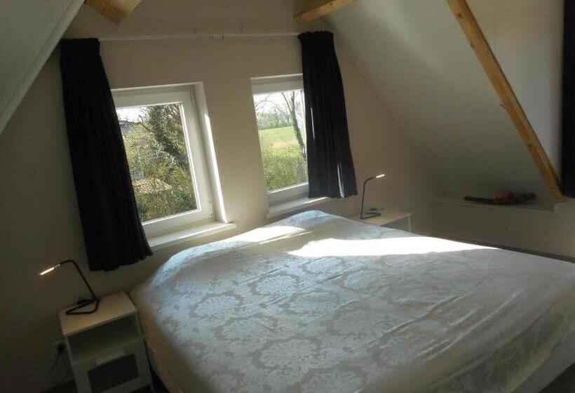 3间卧室的房子, Seehotel Oostkapelle