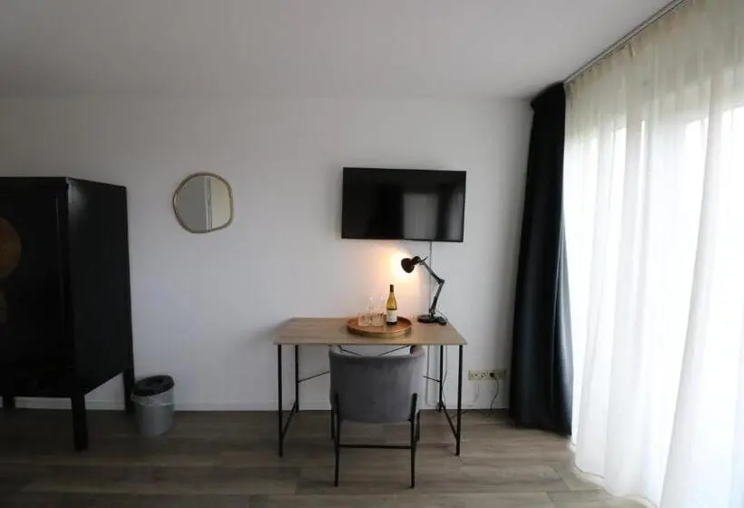 バルコニー付きスタンダードルーム, Seehotel Oostkapelle