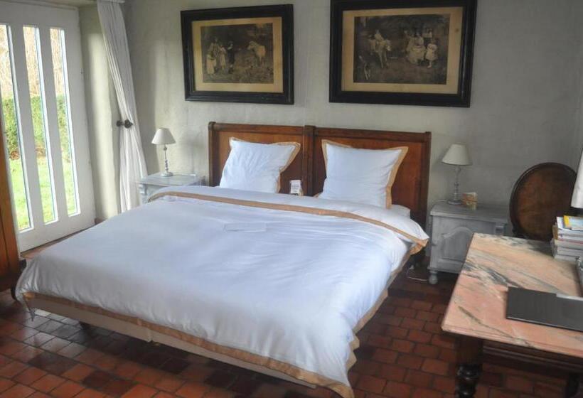 اتاق لوکس, B&b Kasteelhoeve De Tornaco